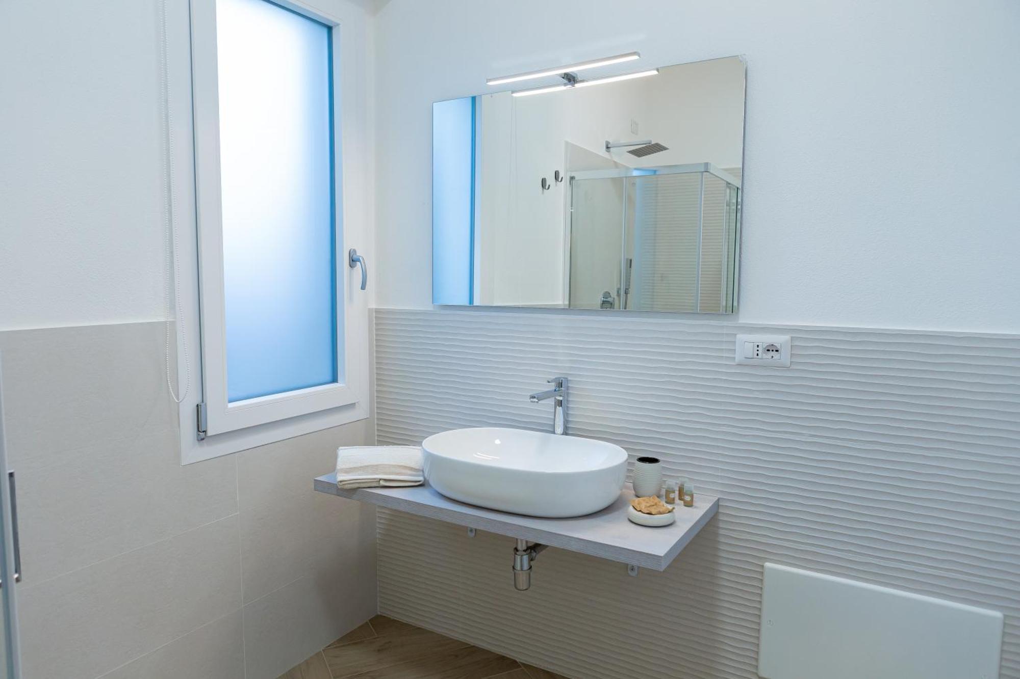 Estia Suites Villasimius Bagian luar foto