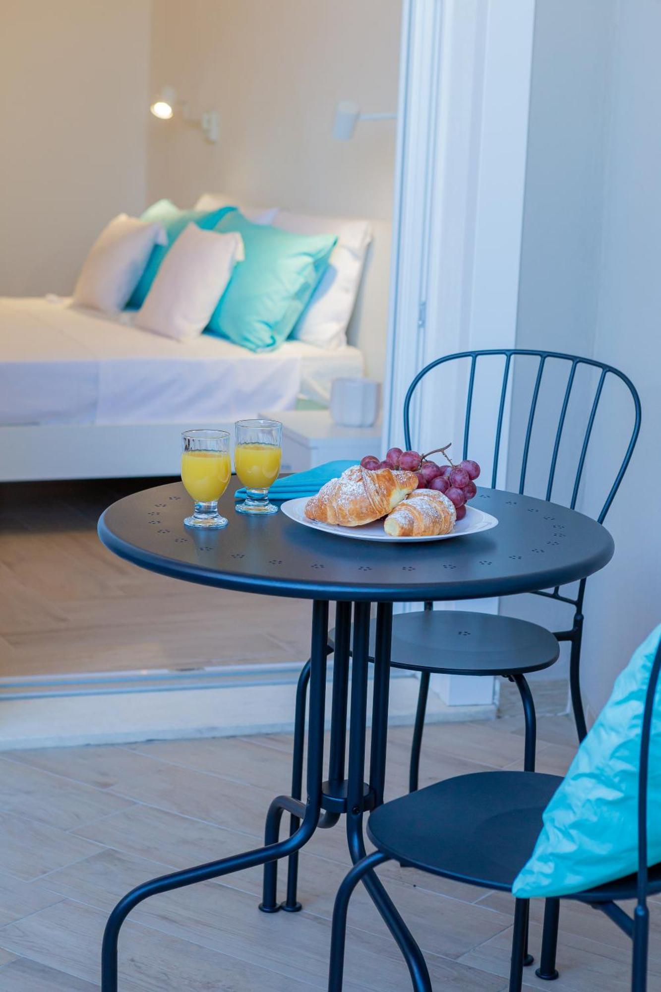 Estia Suites Villasimius Bagian luar foto